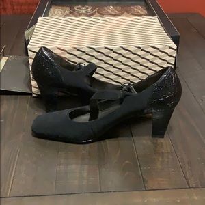 Victor Alfaro heels size 7.5